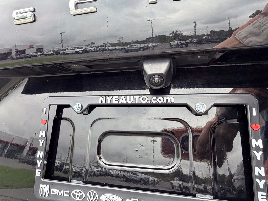 Used 2025 Ford Escape Platinum AWD/4WD image 40