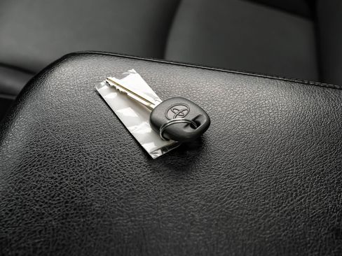 Used 2016 Toyota 4Runner SR5 Premium image 60