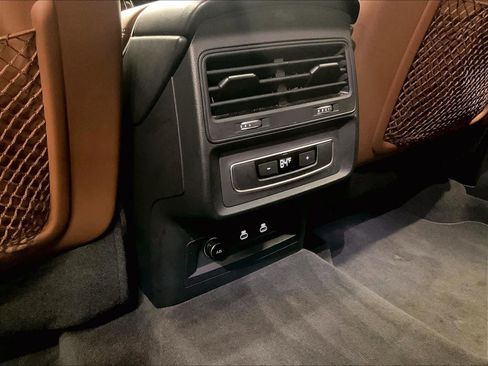 Certified 2023 Audi Q7 3.0T Premium Plus w/ Premium Plus Package AWD/4WD image 30