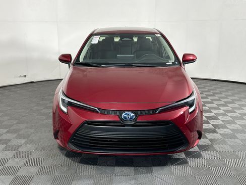 Used 2024 Toyota Corolla LE FWD image 8