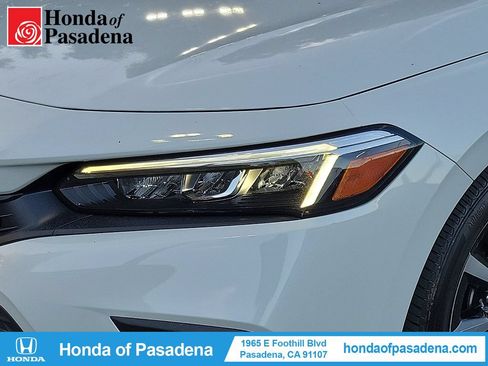 Certified 2024 Honda Civic EX image 29
