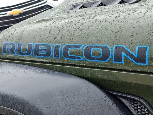 Used 2023 Jeep Wrangler Unlimited Rubicon 4xe image 33