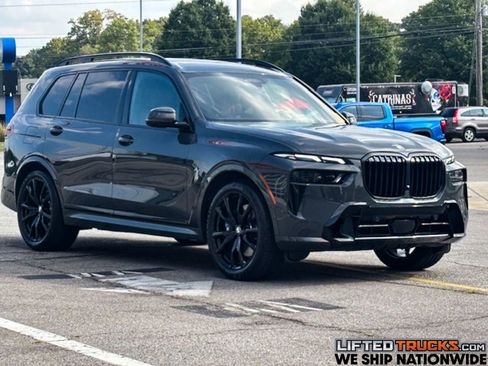 Used 2024 BMW X7 xDrive40i w/ M Sport Package image 1