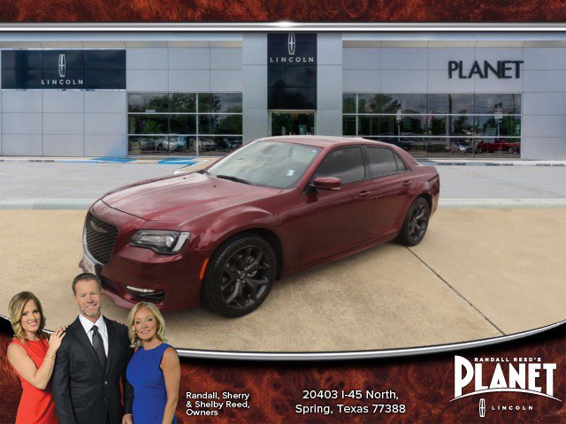 Used 2022 Chrysler 300 Touring L RWD image 1