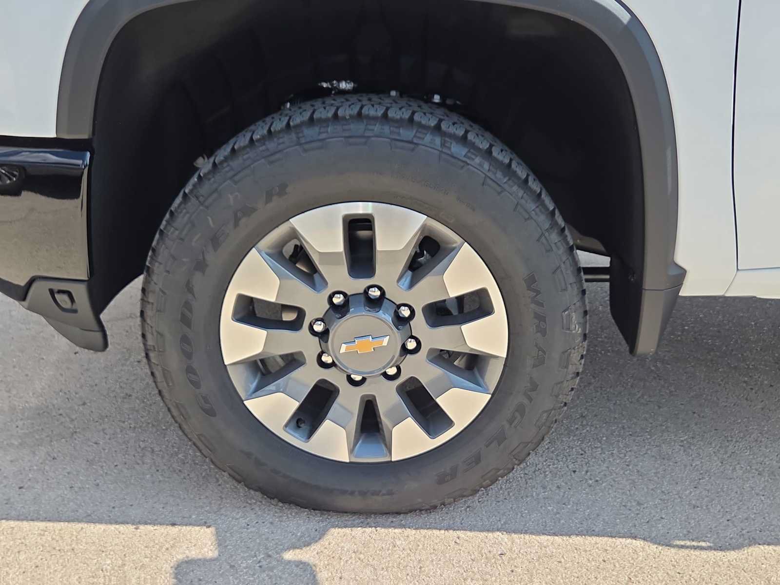 New 2026 Chevrolet Silverado 2500 Custom w/ Custom Value Package AWD/4WD image 12