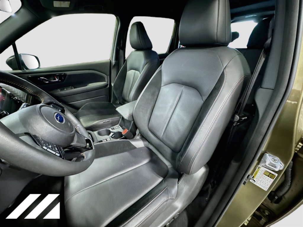 Used 2025 Subaru Forester Touring AWD/4WD image 23