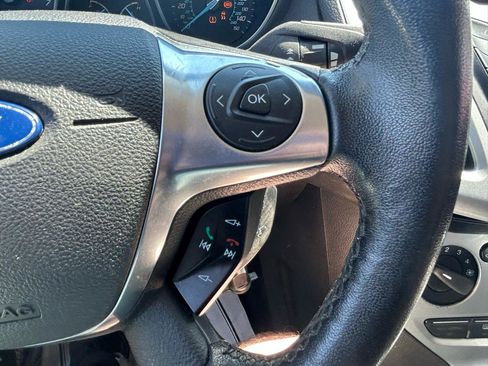 Used 2012 Ford Focus SE FWD image 19