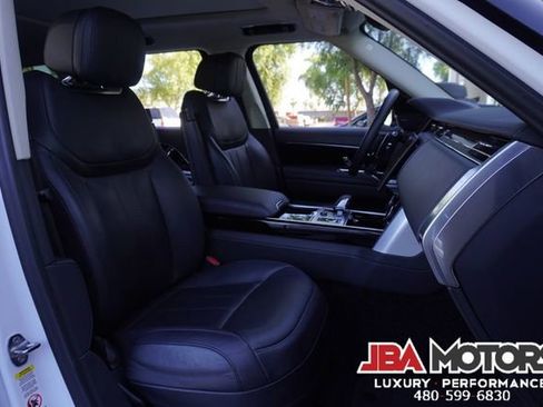 Used 2023 Land Rover Range Rover Long Wheelbase SE image 10