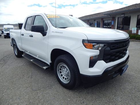 Used 2024 Chevrolet Silverado 1500 W/T w/ Trailering Package RWD image 10