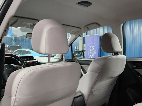 Used 2014 Subaru Forester 2.5i image 18