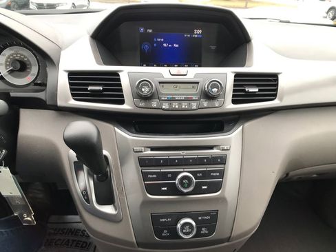 Used 2016 Honda Odyssey LX image 5