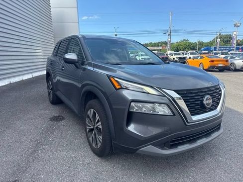 Used 2023 Nissan Rogue SV AWD/4WD image 7