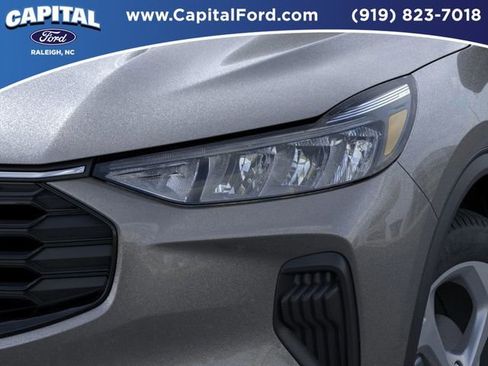 New 2025 Ford Escape ST-Line w/ Equipment Group 301A image 18