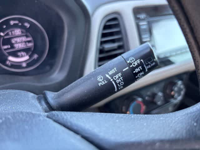 Used 2016 Honda HR-V LX image 14
