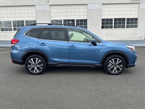 Used 2020 Subaru Forester Limited w/ Popular Package #3 image 7