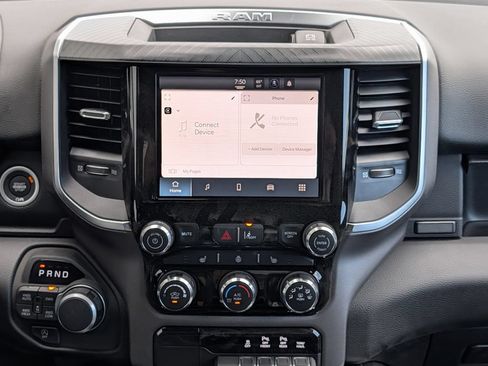 New 2026 RAM 1500 Big Horn AWD/4WD image 9