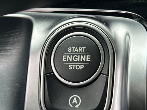New 2026 Mercedes-Benz GLB 35 AMG 4MATIC image 21