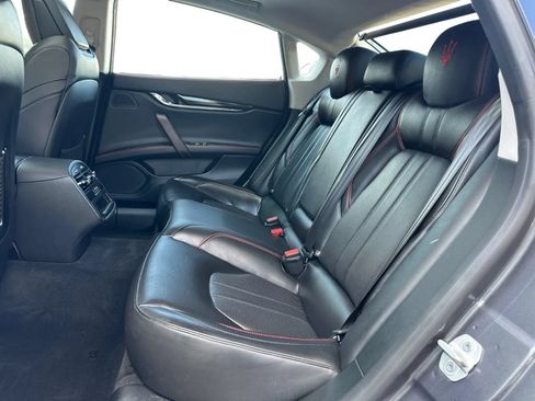 Used 2017 Maserati Quattroporte S GranSport Q4 AWD/4WD image 15