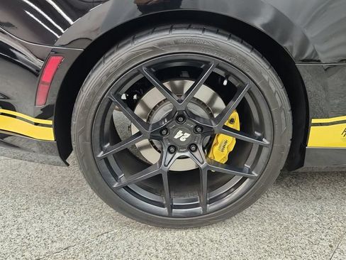 Used 2020 Chevrolet Camaro SS RWD image 24
