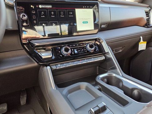 New 2026 GMC Sierra 3500 Denali image 24