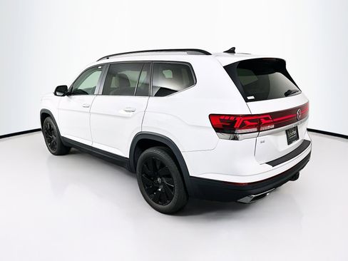 Used 2024 Volkswagen Atlas SE image 5