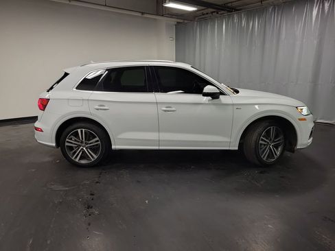 Used 2020 Audi Q5 e Premium Plus w/ Premium Plus Package image 10
