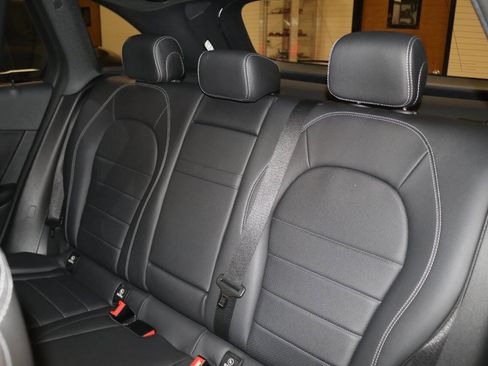 Used 2019 Mercedes-Benz GLC 300 4MATIC w/ Multimedia Package image 76