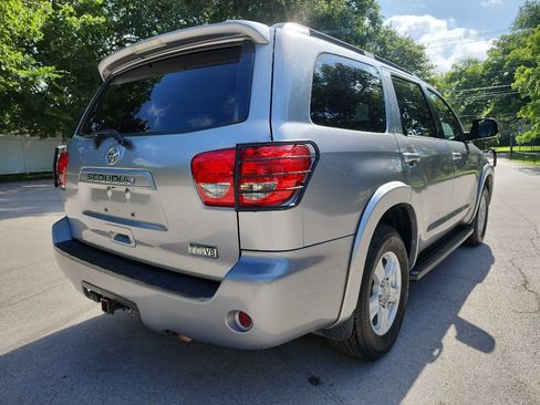 Used 2012 Toyota Sequoia SR5 w/ Premium Pkg RWD image 9