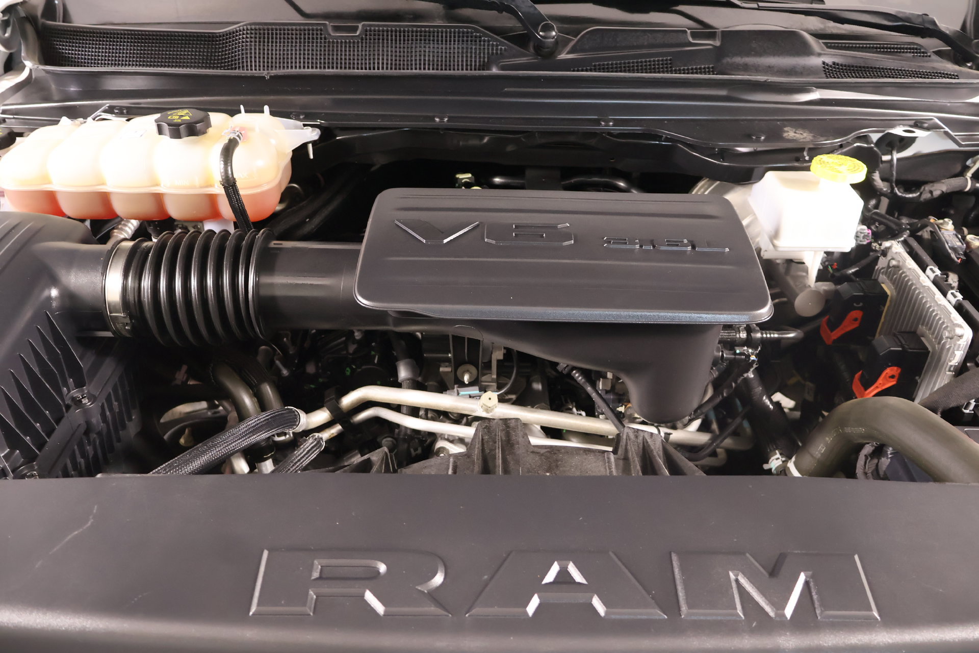 Used 2023 RAM 1500 Big Horn AWD/4WD image 18