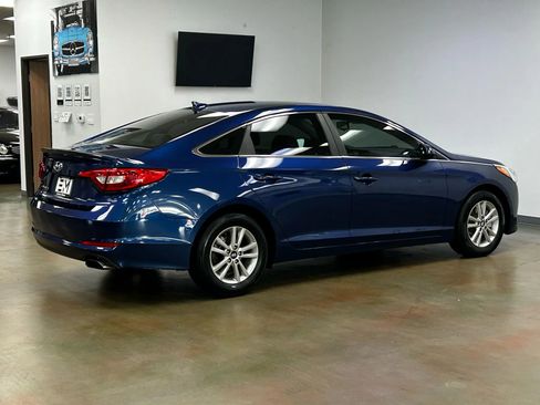 Used 2017 Hyundai Sonata SE image 7