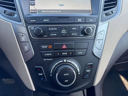 Used 2018 Hyundai Santa Fe Sport image 26