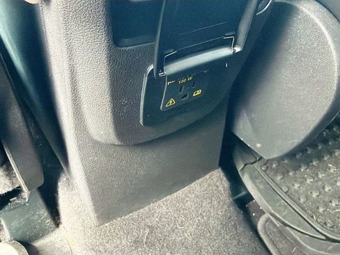 Used 2017 Ford Escape Titanium AWD/4WD image 27