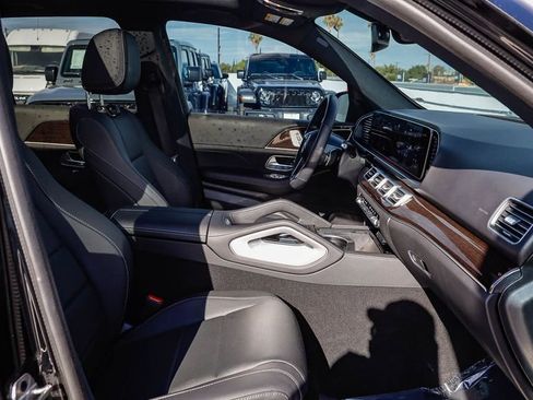 Used 2025 Mercedes-Benz GLE 450e GLE 450e image 18