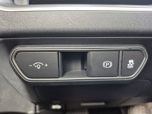 New 2026 Kia K4 LXS image 25