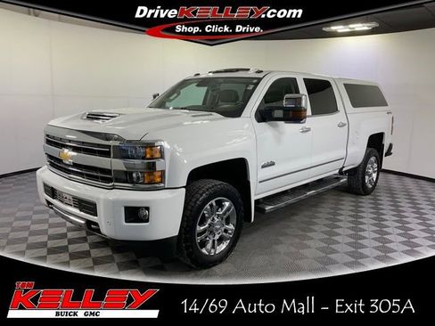 Used 2019 Chevrolet Silverado 2500 High Country w/ Duramax Plus Package image 1