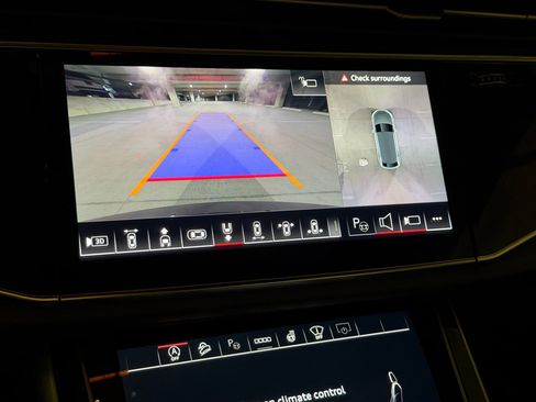 New 2026 Audi SQ8 Prestige image 27