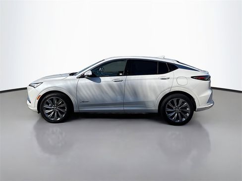 Used 2025 Buick Envista Avenir image 4