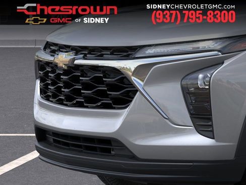 New 2026 Chevrolet Trax LS w/ LS Convenience Package FWD image 13