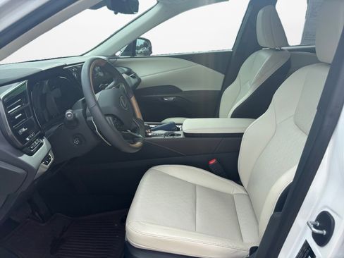 Used 2024 Lexus RX 350 Premium Plus w/ Convenience Package FWD image 11