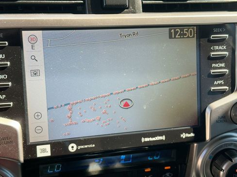 Used 2021 Toyota 4Runner Limited image 18