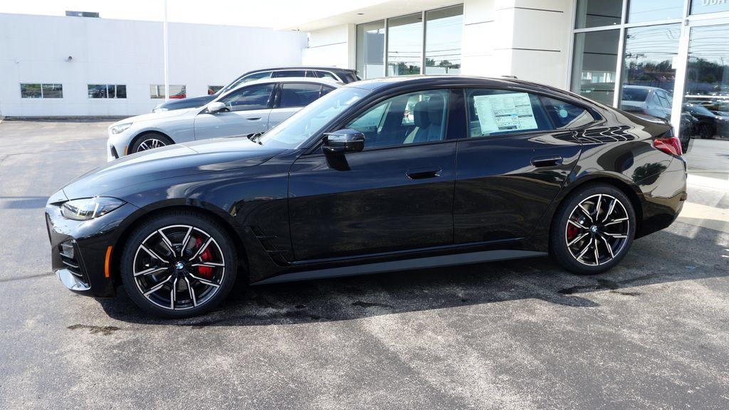 New 2027 BMW 440i xDrive w/ Premium Package AWD/4WD image 2