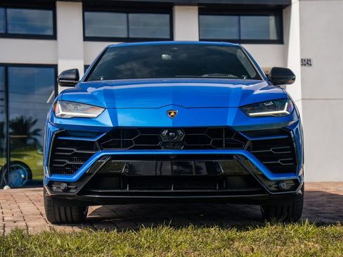Used 2022 Lamborghini Urus image 8