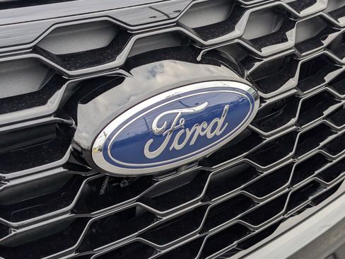 New 2026 Ford Explorer ST w/ Sun And Sound Package image 6