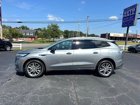 Used 2023 Buick Enclave Avenir w/ Avenir Technology Package image 2