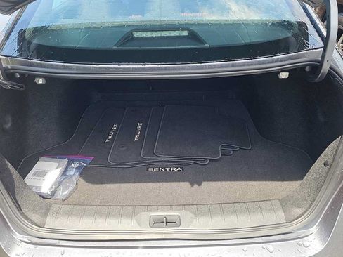 Used 2026 Nissan Sentra SR w/ Floor Mat Package FWD image 15
