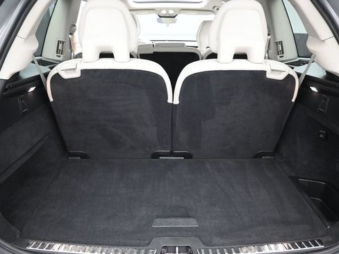 Used 2025 Volvo XC90 B5 Plus w/ Protection Package AWD/4WD image 30
