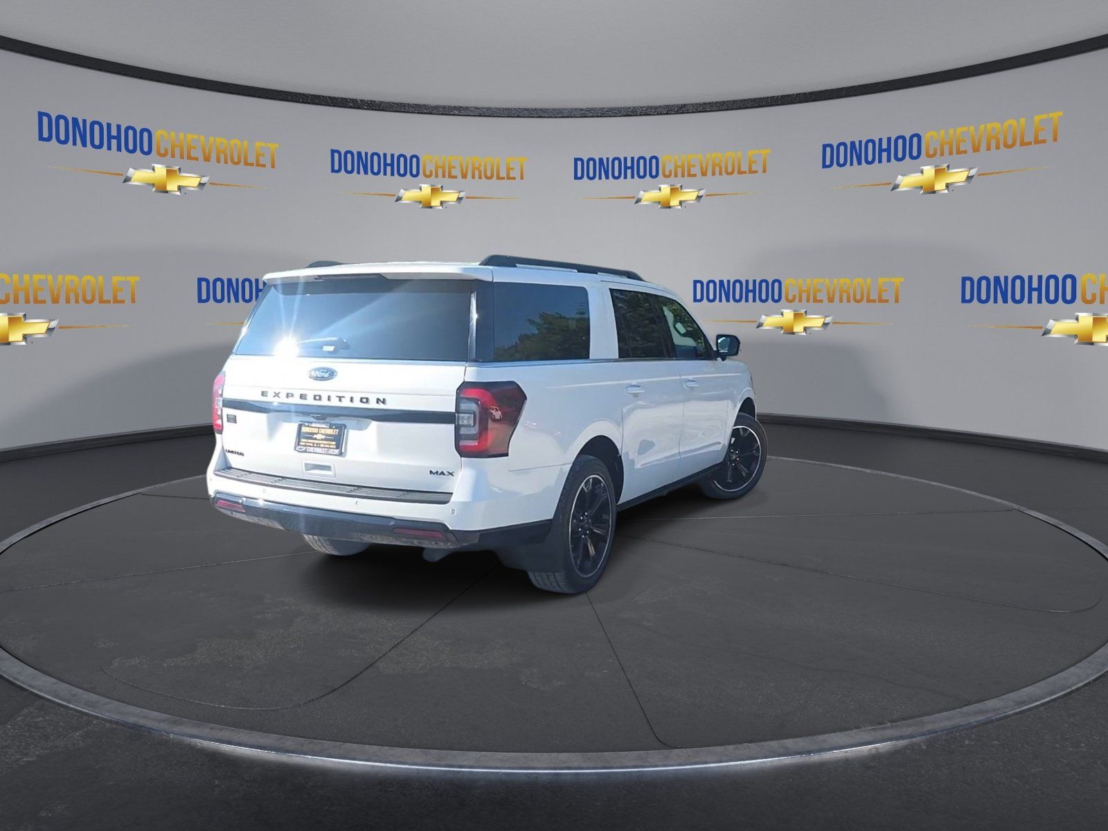 Used 2024 Ford Expedition Max Limited RWD image 11
