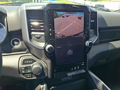 Used 2025 RAM 1500 Big Horn AWD/4WD image 18