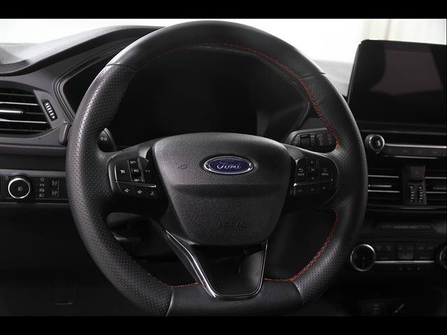 Used 2025 Ford Escape ST-Line Select AWD/4WD image 7