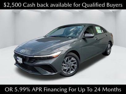 New 2025 Hyundai Elantra Blue